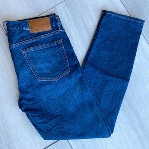 Like new mens Gap skinny jeans size 31x30